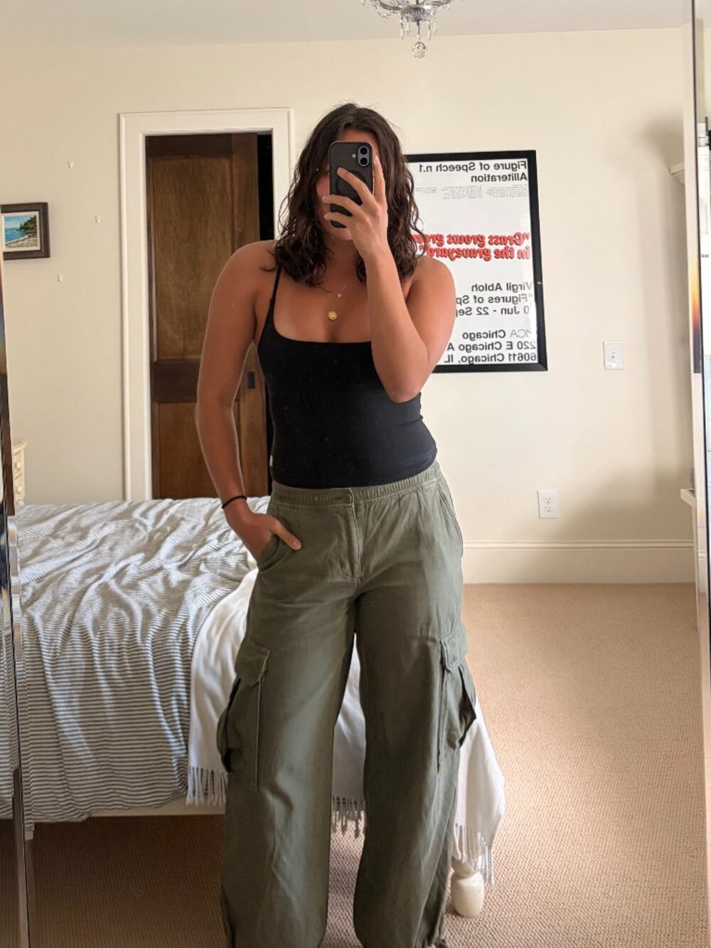 TNA/Aritzia Green Strobel Cargo Pants – Size S